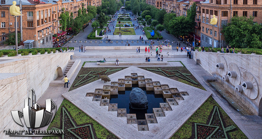 Bersepeda Melintasi Lanskap Menakjubkan Armenia