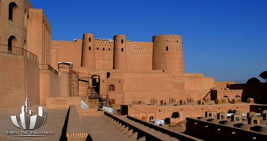 Pemandangan Menakjubkan dari Benteng Alexander, Herat